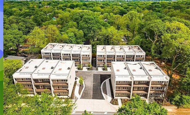 Foto del edificio - 1445 Walker Pl SE