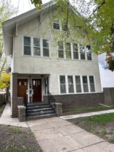 Building Photo - 2918 N Girard Ave