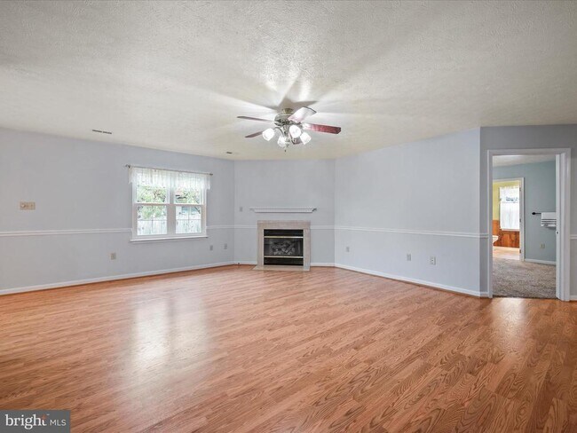 Foto del edificio - 112 Jefferson Ct