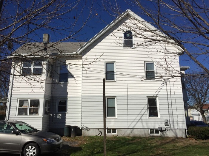Primary Photo - 70 Walnut St
