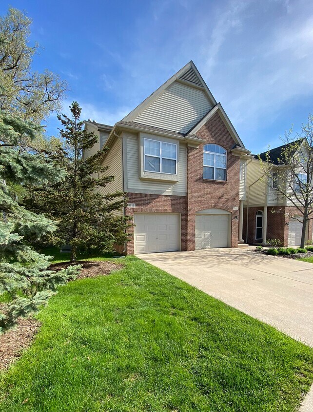 3115 Asher Rd, Ann Arbor, MI 48104 Townhome Rentals in Ann Arbor MI