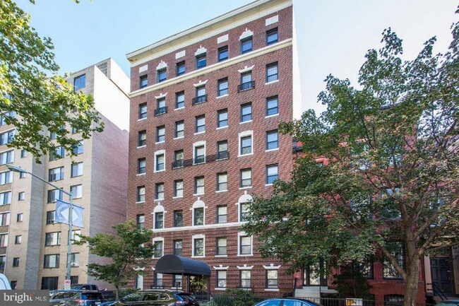 Building Photo - 1125 12th St NW