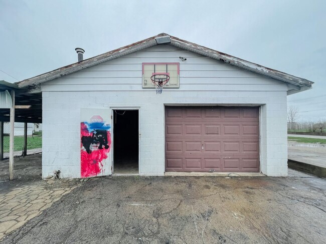 Foto del edificio - Near Downtown Muncie