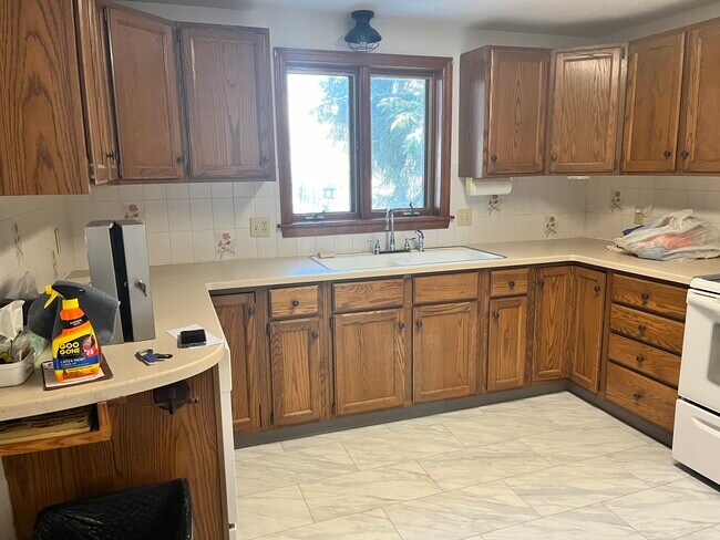 Kitchen - 30 Grant St