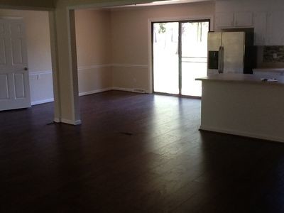 Building Photo - 111 Cherokee Dr