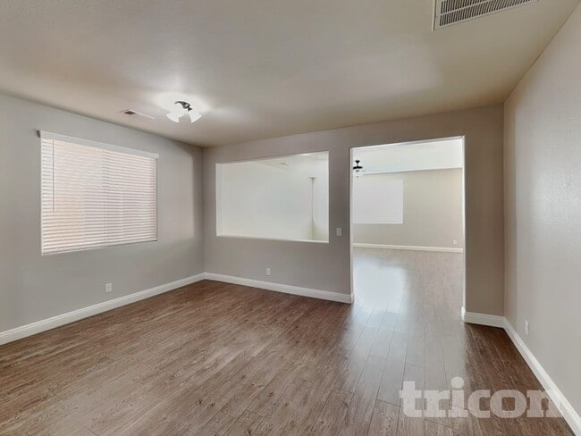 Foto del edificio - 10613 Sand Mountain Ave