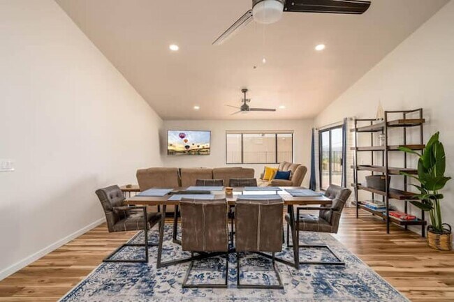 Building Photo - MOVE IN SPECIAL!!! Unfurnished Long Term P...