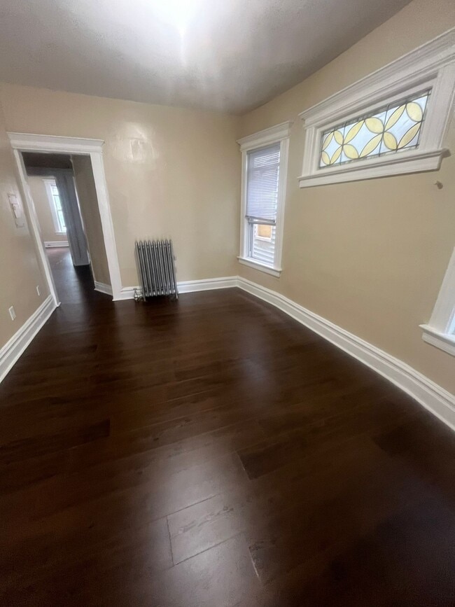 Unit 2 - 189 N 11th St