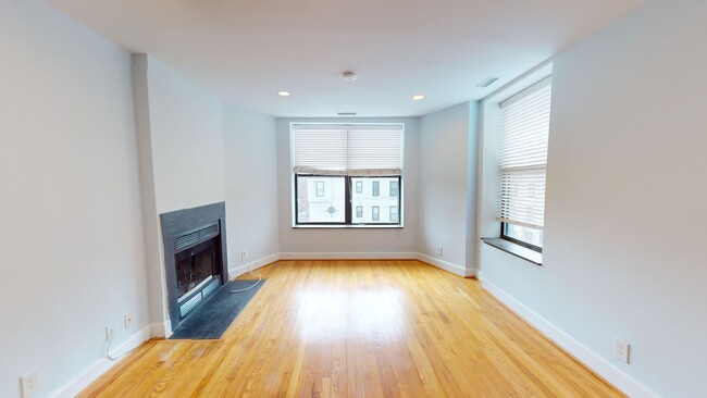 Foto del edificio - Top Floor Adams Morgan One Bedroom W/Washe...