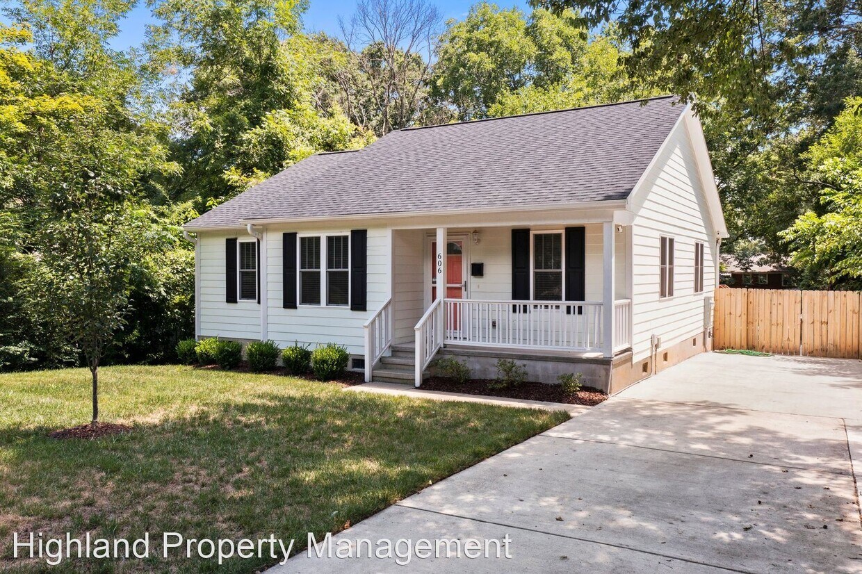 Primary Photo - 3 br, 2 bath House - 606 Burlington Ave.