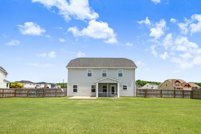 Building Photo - 301 Korbel Dr