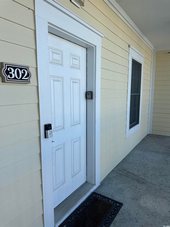 Building Photo - 4811 Magnolia Lake Dr