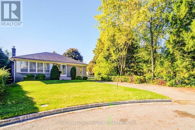 Photo du bâtiment - 306 Wenlock Ave