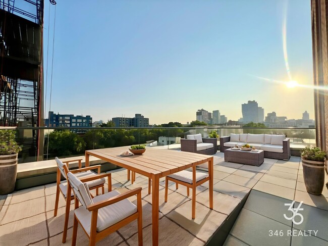 Grand Avenue - Grand Avenue Apartment