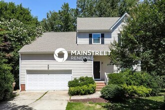 Building Photo - 1511 Groveland Trail