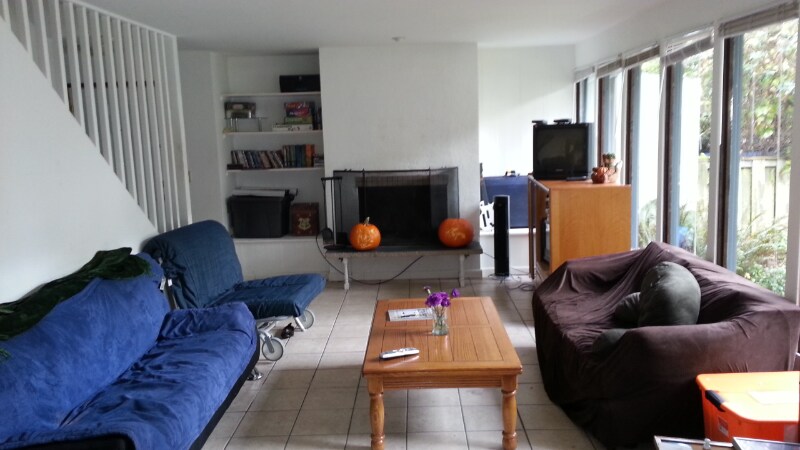 Foto principal - 4407 Thackeray Pl NE