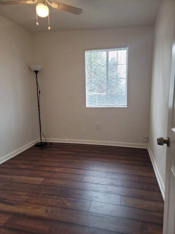 Building Photo - 3873 Superba St