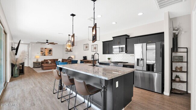 Foto del edificio - 14884 W Pershing St