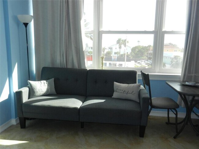 Foto del edificio - 16400 Gulf Blvd