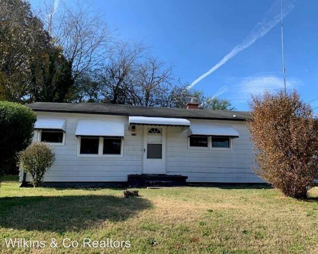 Primary Photo - 3 br, 1 bath House - 118 Kings Court