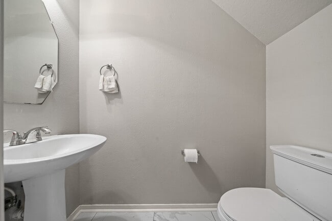 Foto del edificio - 3321 Sapling Oak Dr