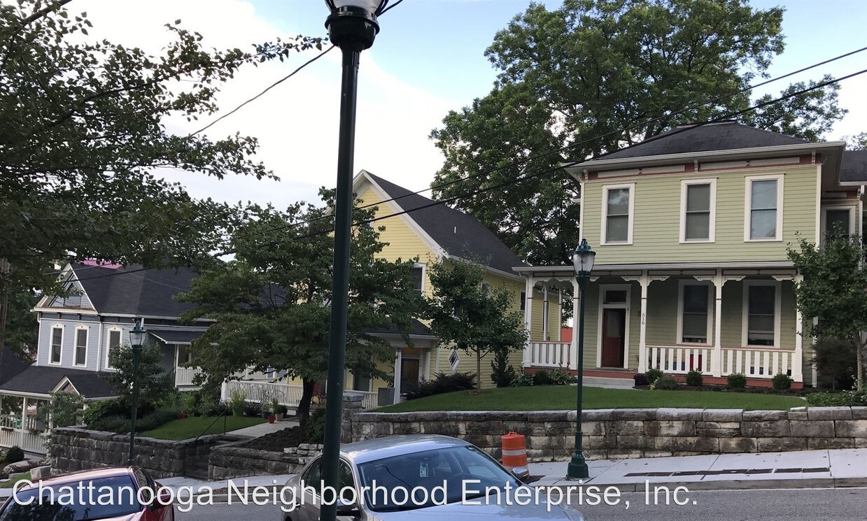 Foto principal - 516 E 5th St