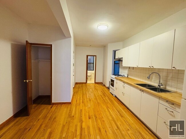 Foto del edificio - PITT STREET