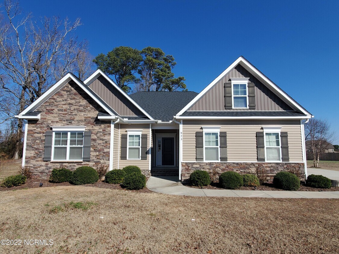 Foto principal - 975 Brandy Brook Dr