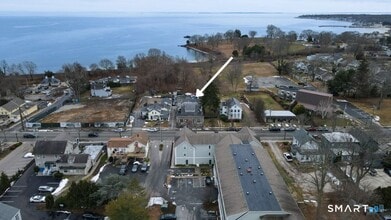 Building Photo - 374 Main St