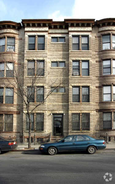 Building Photo - 295 Classon Ave