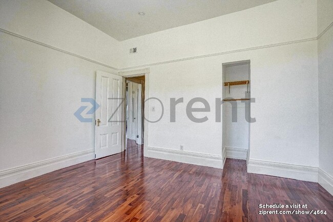 Building Photo - 1203 S Van Ness Ave