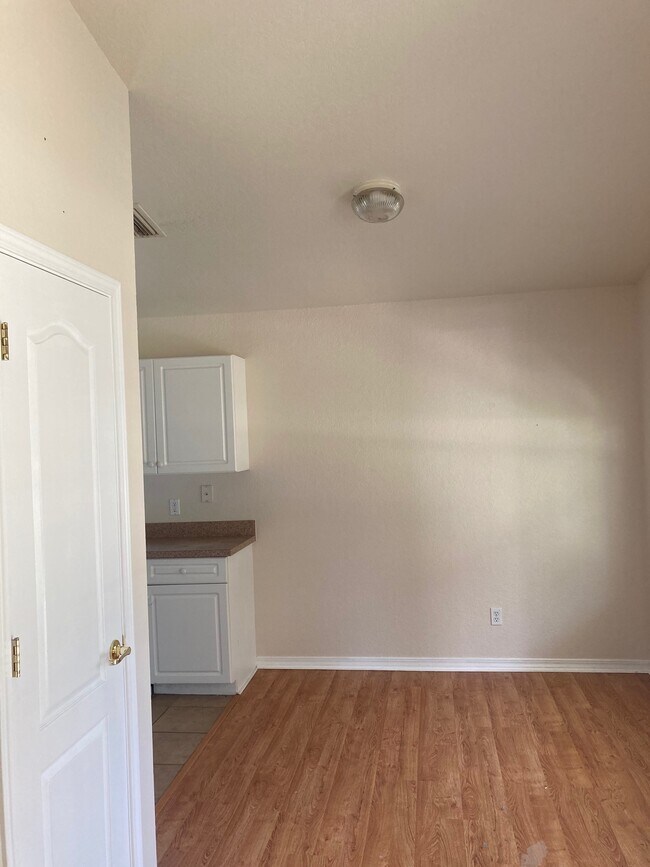 Foto del edificio - 6106 E Quitman St