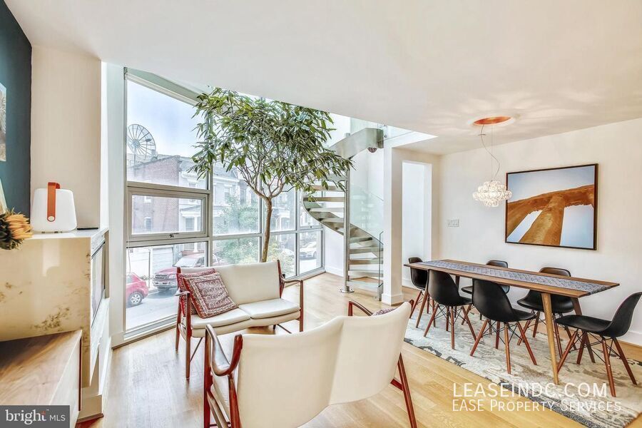 Foto principal - 3240 Hiatt Pl NW