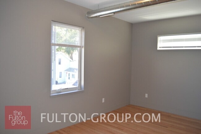 Building Photo - 457 4th St NW