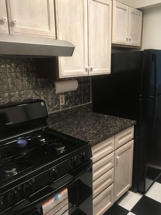 1543 Colonial Drive Unit APT 203, Occoquan, VA 22192 Apartments in Occoquan, VA