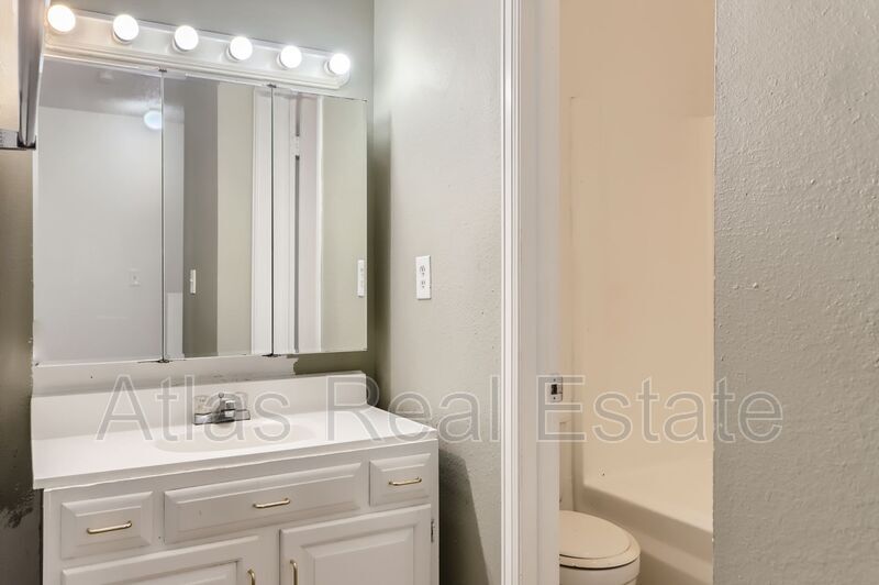 975 Sir Galahad Dr, Lafayette, CO 80026 Condo for Rent in Lafayette