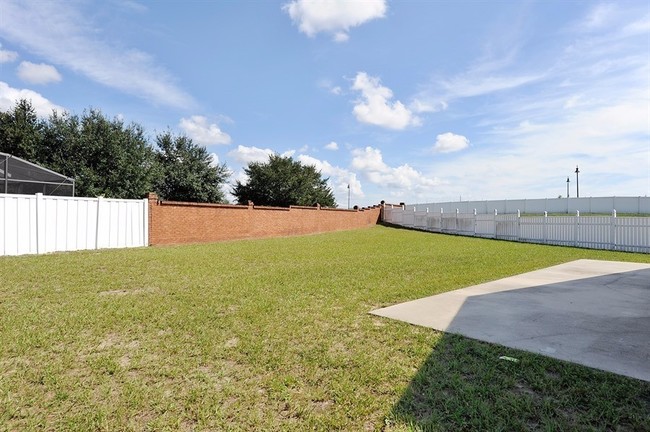 Building Photo - 507 Madina Cir