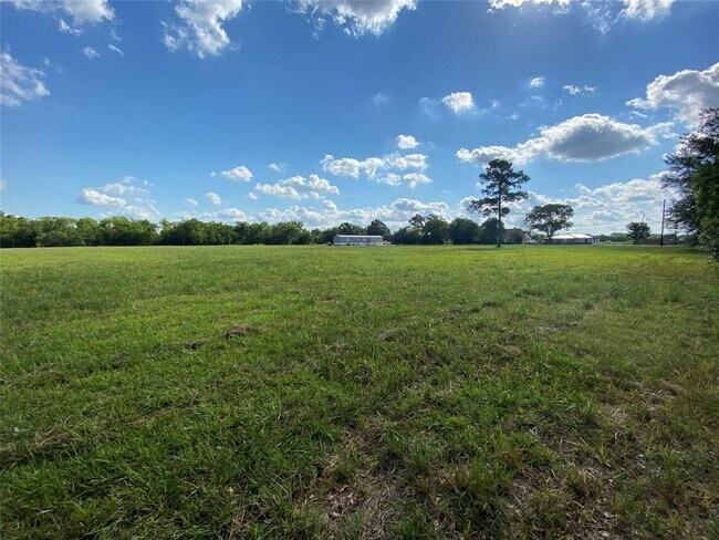 Building Photo - 5323 N Redell Rd