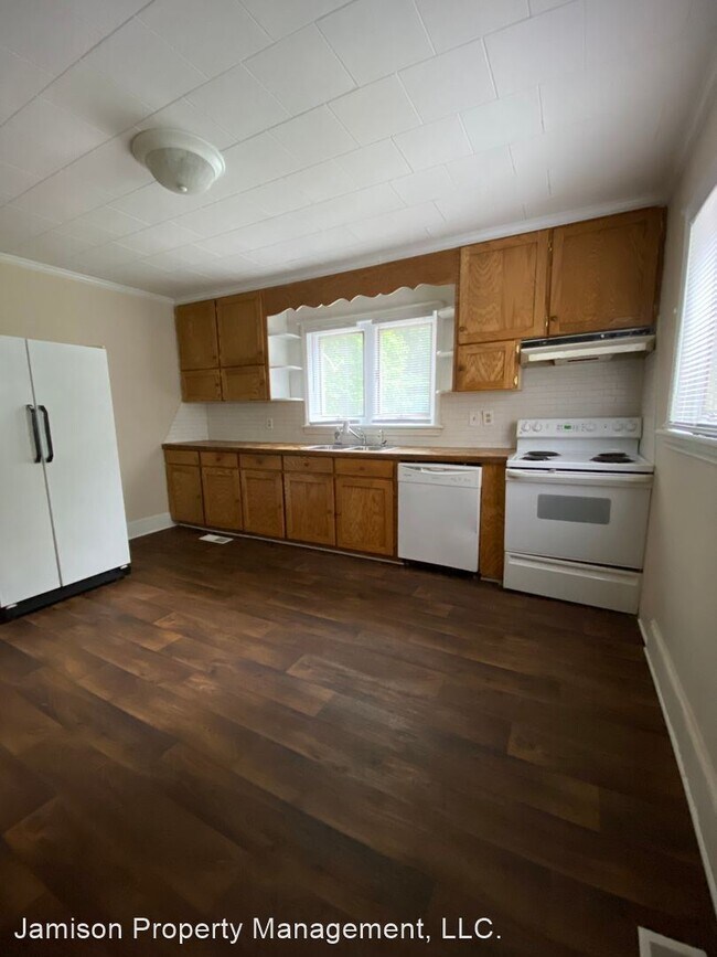 Foto del edificio - 2 br, 2 bath House - 1720 E John Street