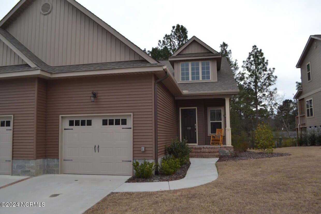Foto principal - 112 Cypress Cir
