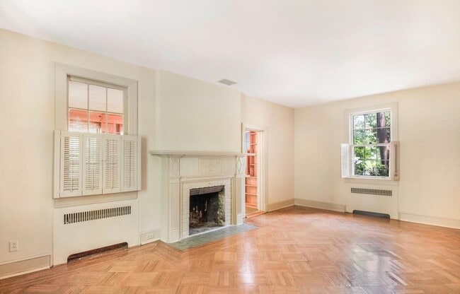 Building Photo - 5540 30th St NW