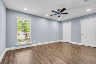Building Photo - 23819 Griffin House Ln