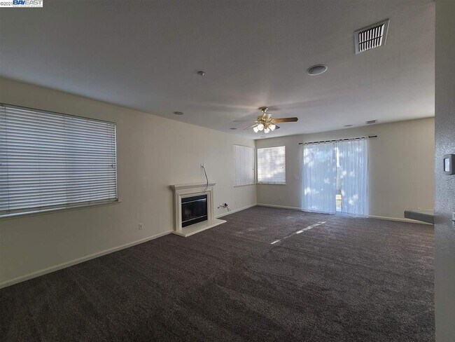 Building Photo - 829 Berryessa Ct