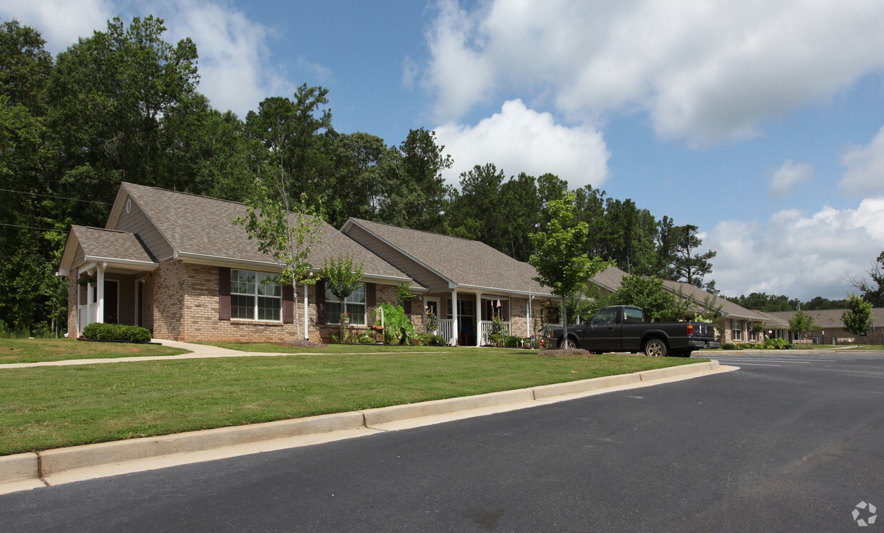 Primary Photo - Villas on Forsyth