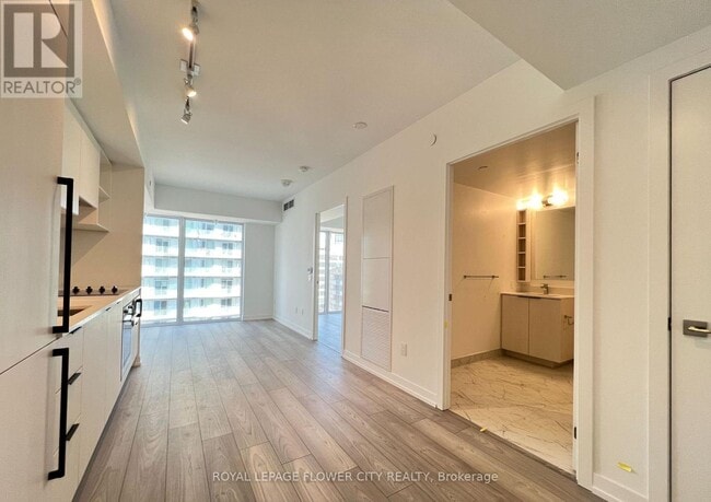 Building Photo - 82 Dalhousie St