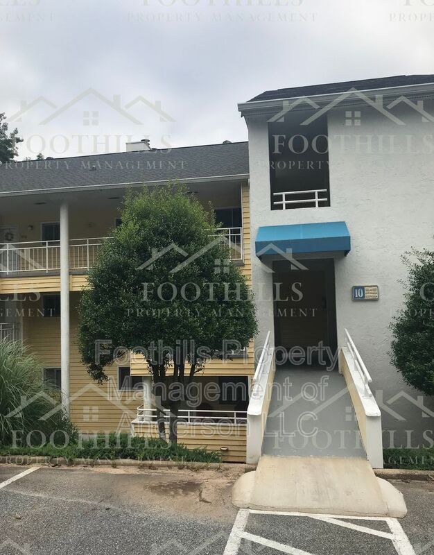 1011 Northlake Dr, Anderson, SC 29625 Condo for Rent in Anderson, SC