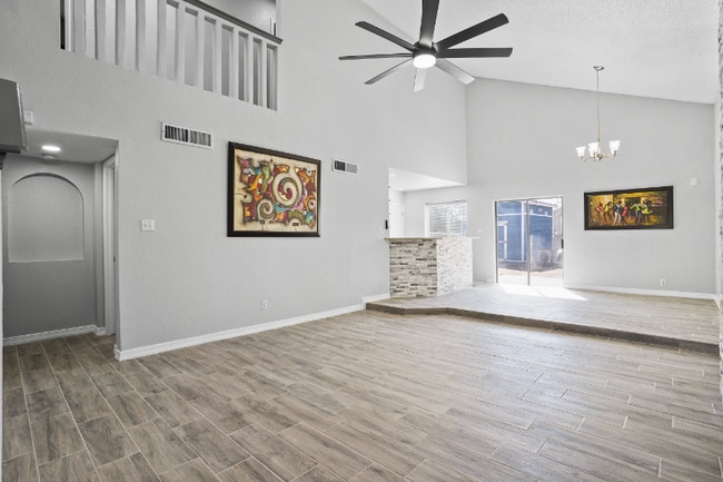 Building Photo - 14032 Tierra Vergel Dr