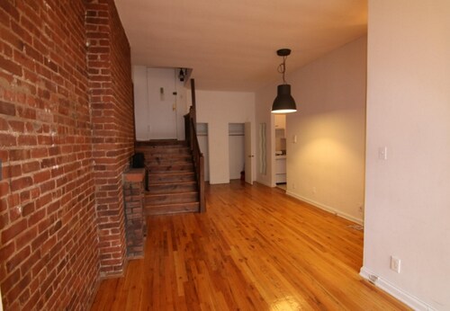 Foto del edificio - 78 W 82nd St