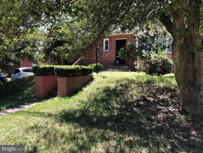 Building Photo - 9113 Taylor St