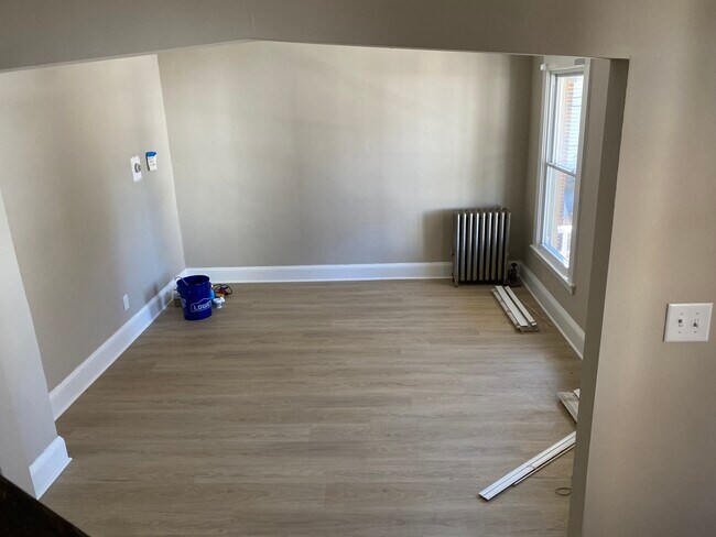 Foto del edificio - 1975 Coltman Rd